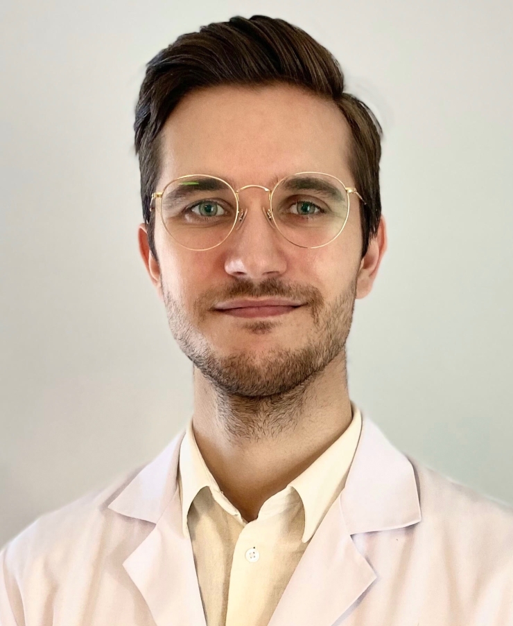 Dr. Matiss Dravnieks